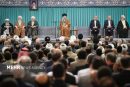 تنها راه ایستادگی در مقابل باج‌طلبی قدرت‌های بزرگ