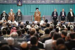 تنها راه ایستادگی در مقابل باج‌طلبی قدرت‌های بزرگ