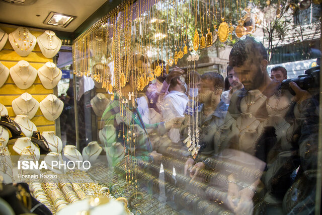 سایه بازار جهانی بر افزایش قیمت طلا و ارز سایه بازار جهانی بر افزایش قیمت طلا و ارز